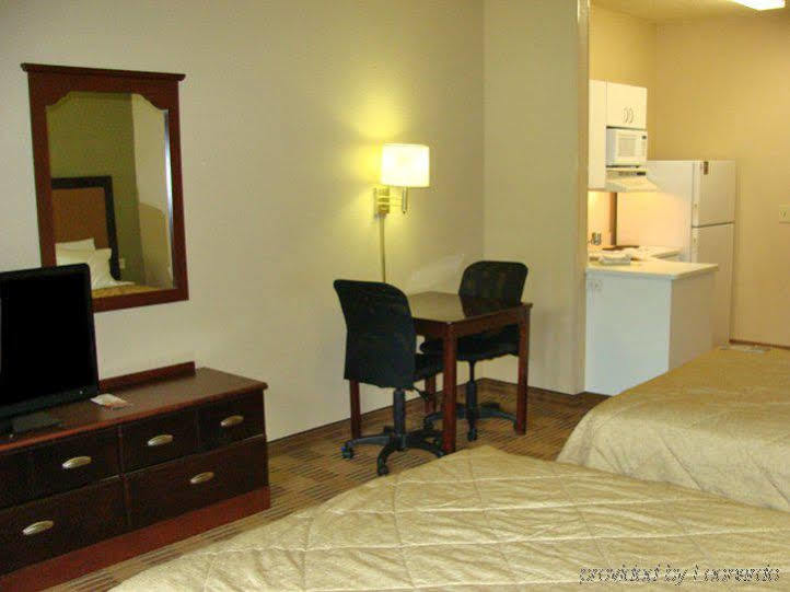 Extended Stay America Suites - Princeton - South Brunswick South Brunswick Terrace Esterno foto